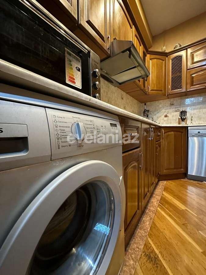 Kirayə verilir, yeni tikili, 4 otaqlı, 160 m², Bakı, Binəqədi r, 8-ci mikrorayon q, Azadlıq prospekti m.