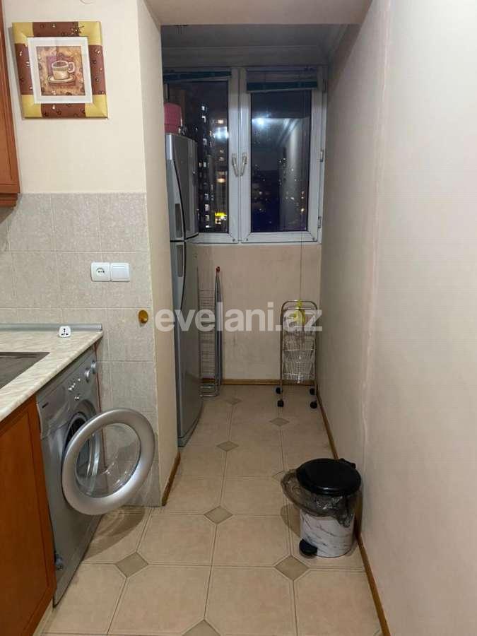 Kirayə verilir, köhnə tikili, 2 otaqlı, 76 m², Bakı, Nəsimi r, 3-cü mikrorayon q, Memar Əcəmi m.