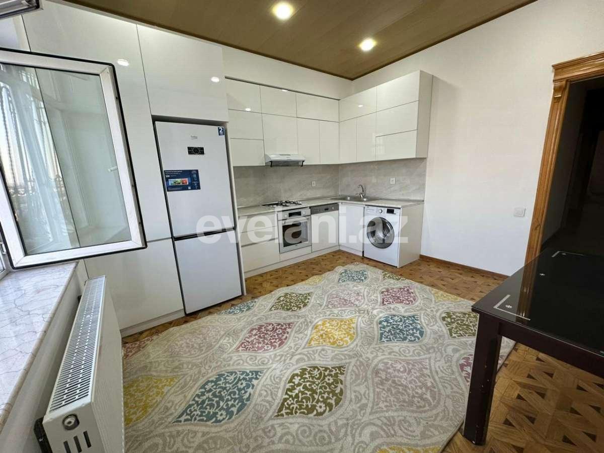 Kirayə verilir, yeni tikili, 3 otaqlı, 170 m², Bakı, Binəqədi r, 8-ci mikrorayon q.