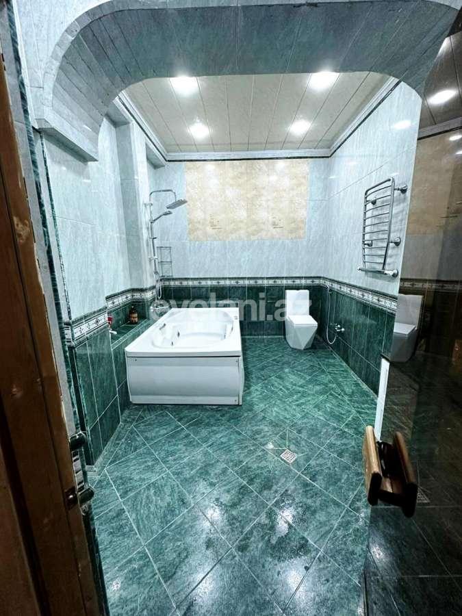 Kirayə verilir, yeni tikili, 4 otaqlı, 210 m², Bakı, Binəqədi r, 8-ci mikrorayon q.