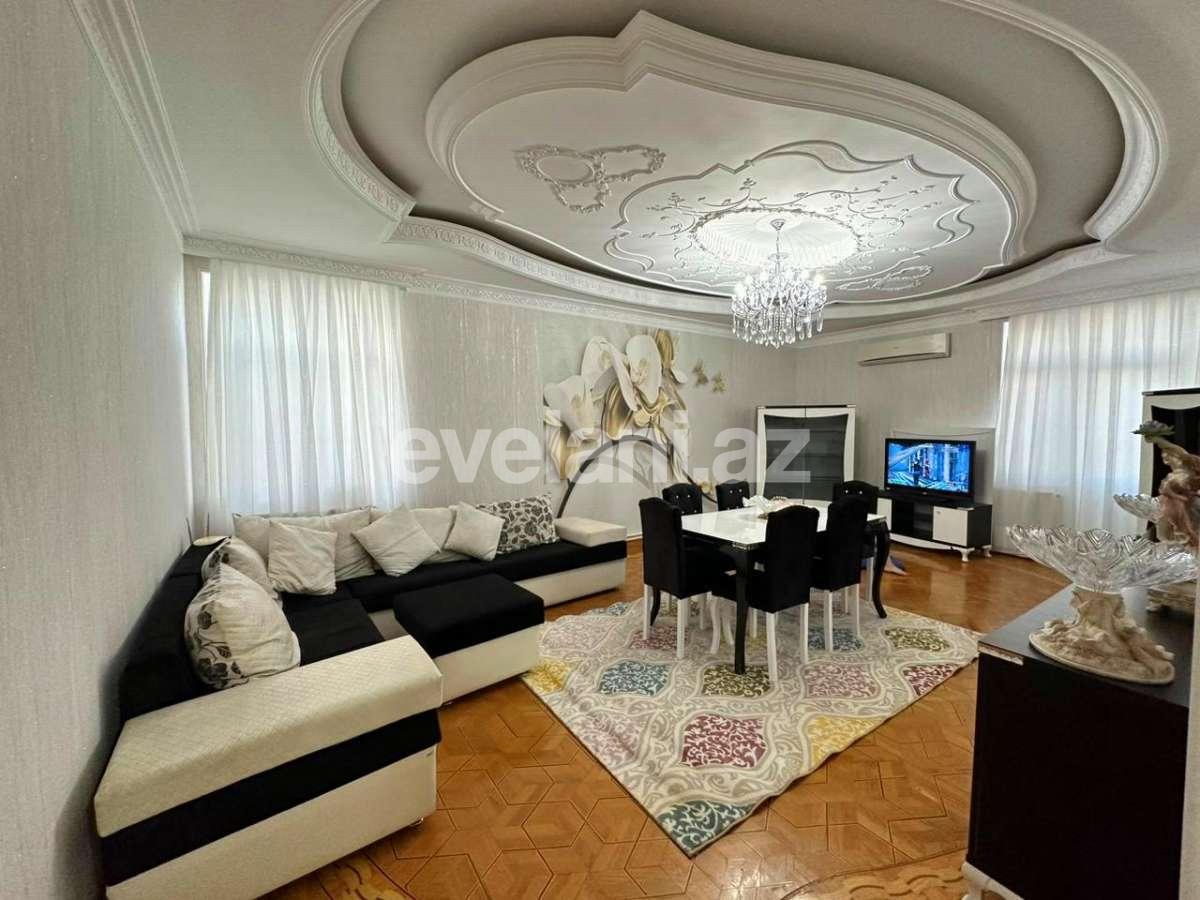 Kirayə verilir, yeni tikili, 4 otaqlı, 210 m², Bakı, Binəqədi r, 8-ci mikrorayon q.