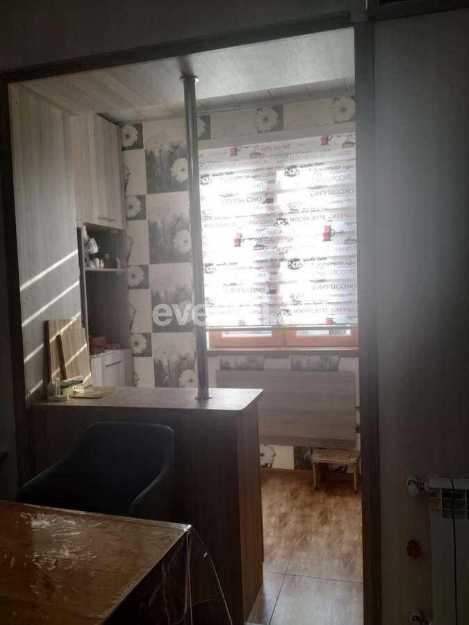 Satılır, köhnə tikili, 3 otaqlı, 60 m², Bakı, Nizami r.