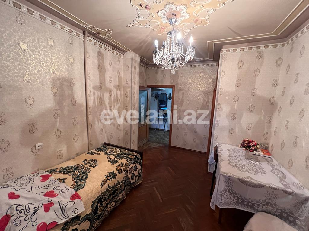 Sale, old building, 5 room, 100 m², Baku, Surakhani r, Yeni Guneshli d, Khalglar Doslugu m.
