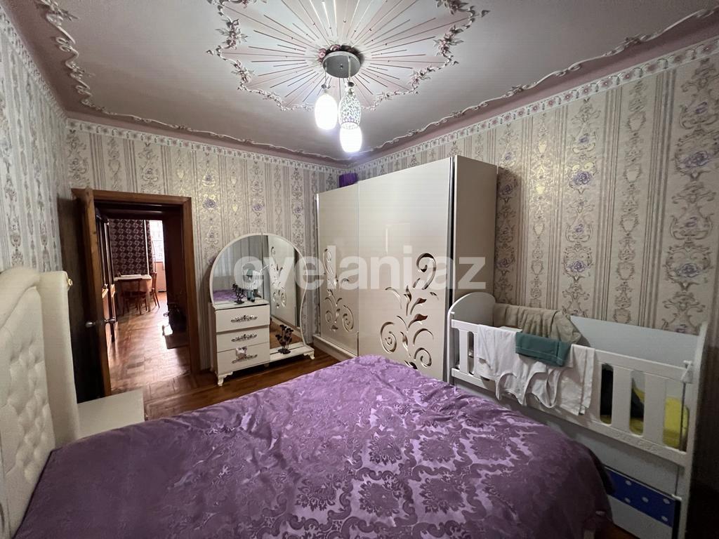 Sale, old building, 5 room, 100 m², Baku, Surakhani r, Yeni Guneshli d, Khalglar Doslugu m.