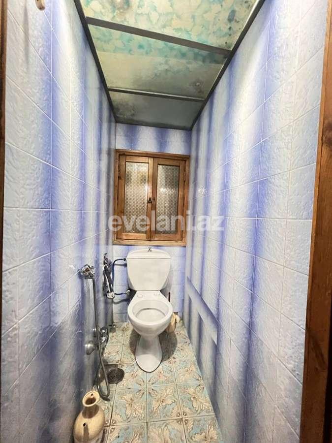 Sale, old building, 5 room, 100 m², Baku, Surakhani r, Yeni Guneshli d, Khalglar Doslugu m.