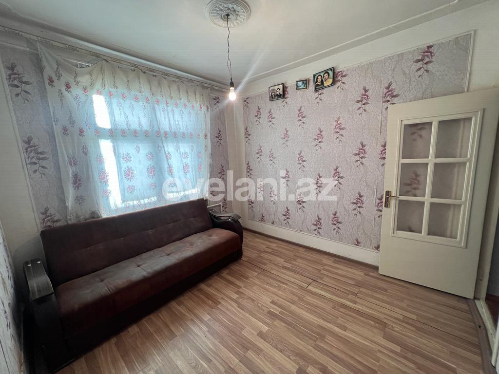 Satılır, köhnə tikili, 5 otaqlı, 100 m², Bakı, Suraxanı r, Yeni Günəşli q, Xalqlar Dostluğu m.