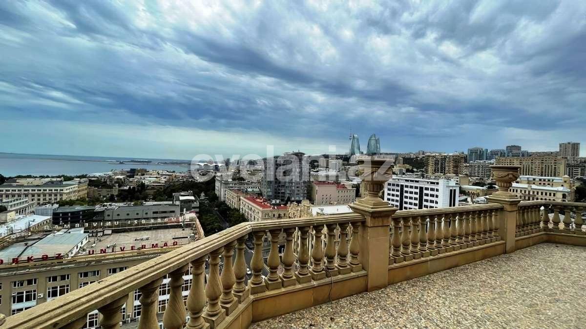 Kirayə verilir, ofis, 15 otaqlı, 1500 m², Bakı, Səbail r, İçəri Şəhər m.