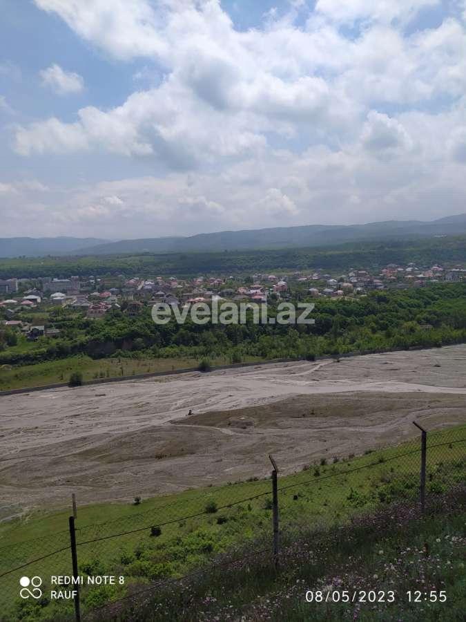 Satılır, həyət evi / bağ, 7 otaqlı, 200 m², Quba