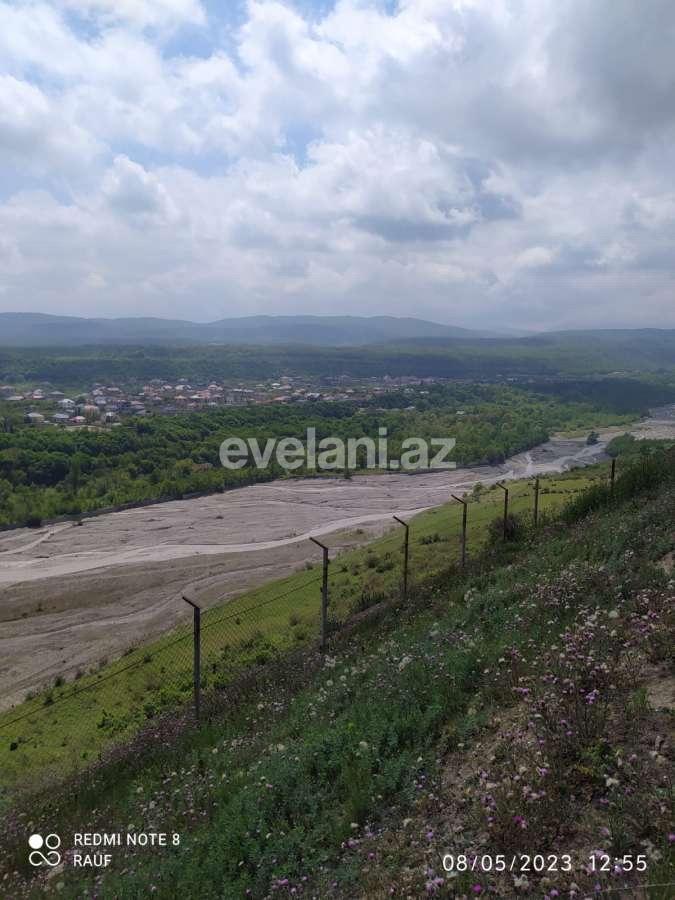 Satılır, həyət evi / bağ, 7 otaqlı, 200 m², Quba