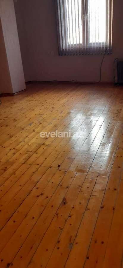 Satılır, köhnə tikili, 3 otaqlı, 85 m², Bakı, Yasamal r, İnşaatçılar m.