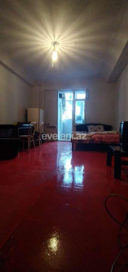 Kirayə verilir, köhnə tikili, 1 otaqlı, 30 m², Bakı, Nizami r, Qara Qarayev m.