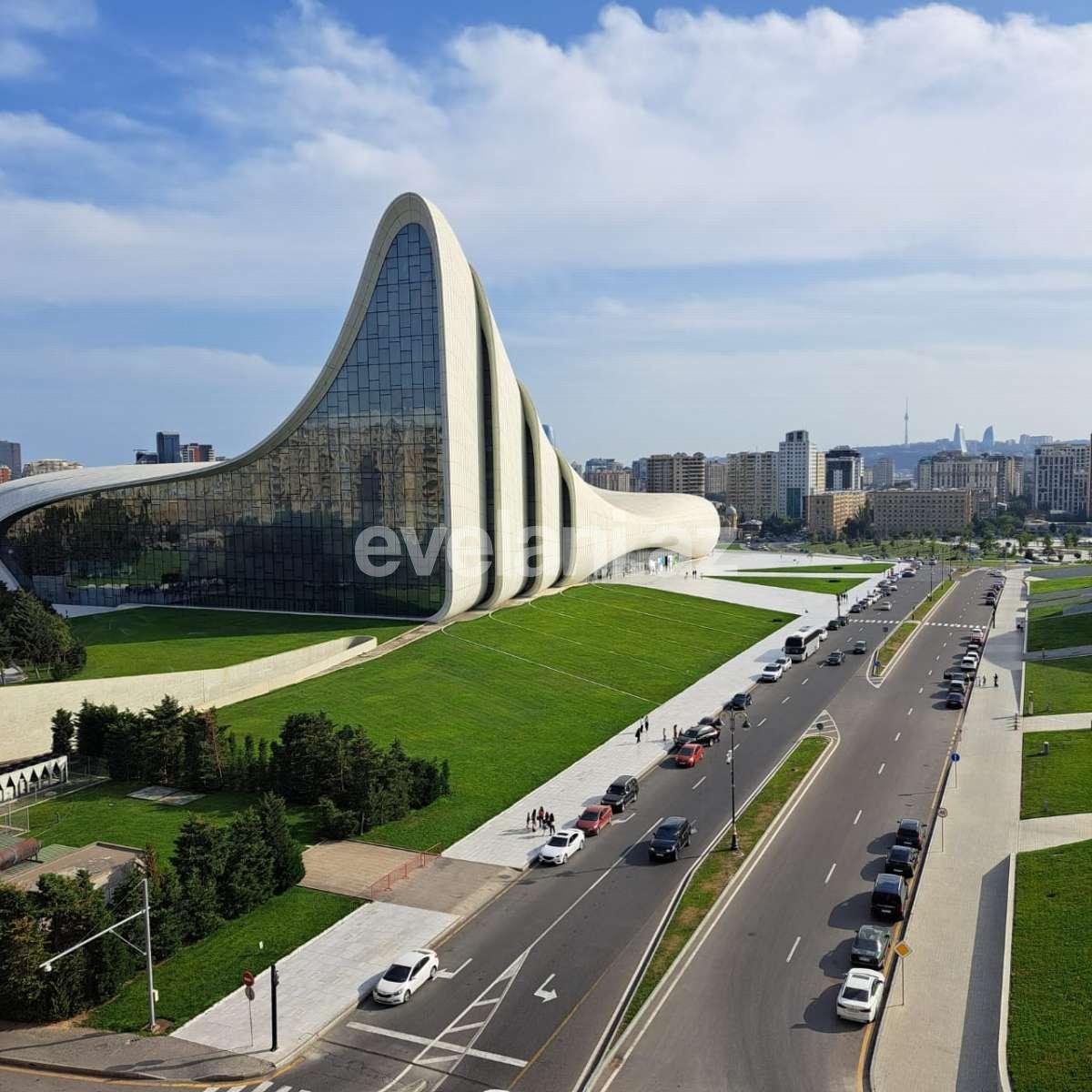 Satılır, köhnə tikili, 3 otaqlı, 90 m², Bakı, Nərimanov r.