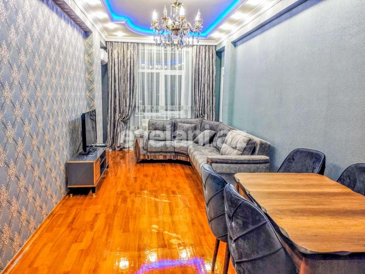 Kirayə verilir, yeni tikili, 2 otaqlı, 95 m², Bakı, Xətai r, Həzi Aslanov q, Həzi Aslanov m.
