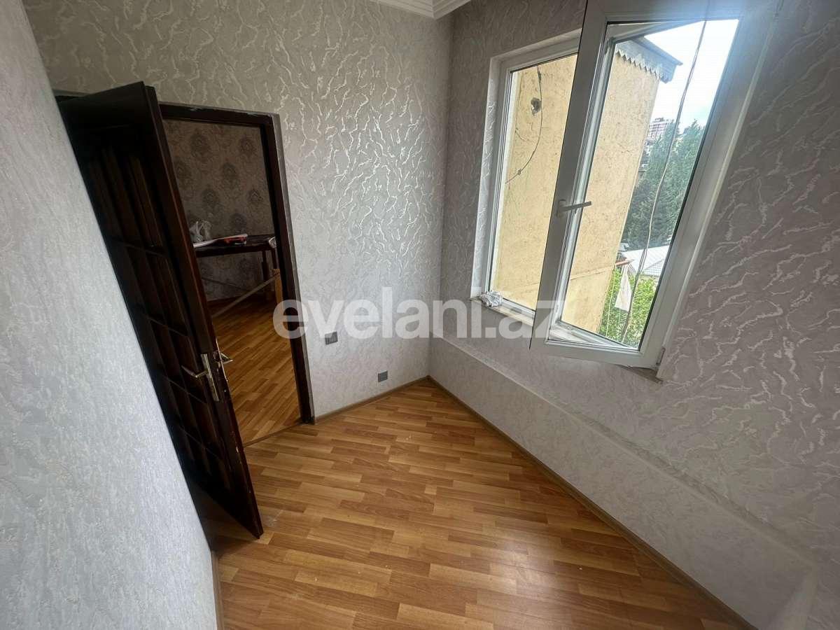 Satılır, köhnə tikili, 3 otaqlı, 50 m², Bakı, Binəqədi r, 9-cu mikrorayon q, Memar Əcəmi m.