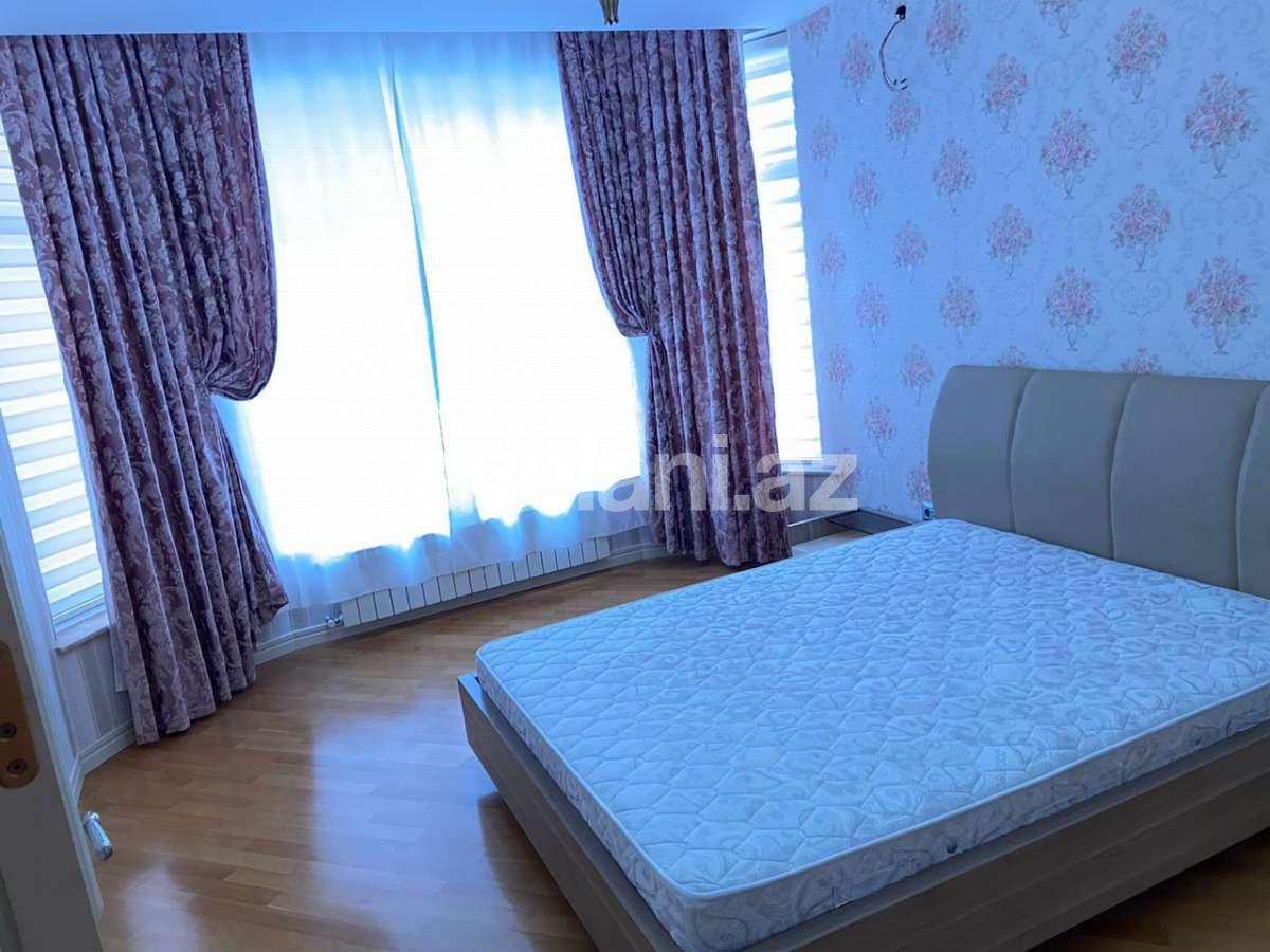 Satılır, yeni tikili, 3 otaqlı, 135.99 m², Bakı, Yasamal r.