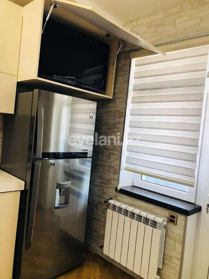 Satılır, yeni tikili, 3 otaqlı, 125 m², Bakı, Nizami r, Qara Qarayev m.