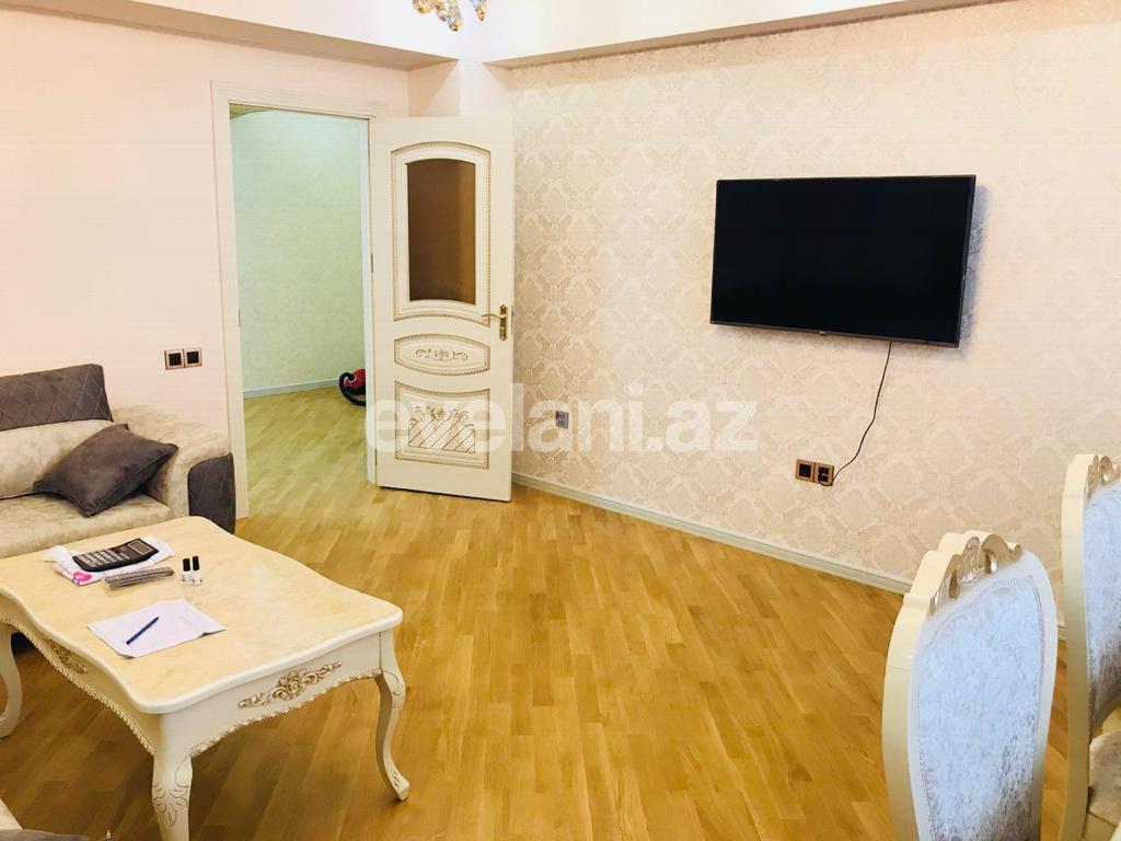 Satılır, yeni tikili, 3 otaqlı, 125 m², Bakı, Nizami r, Qara Qarayev m.