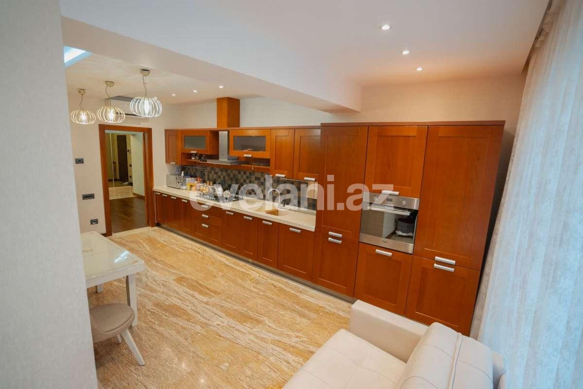 Kirayə verilir, yeni tikili, 4 otaqlı, 180 m², Bakı, Xətai r, Şah İsmayıl Xətai m.