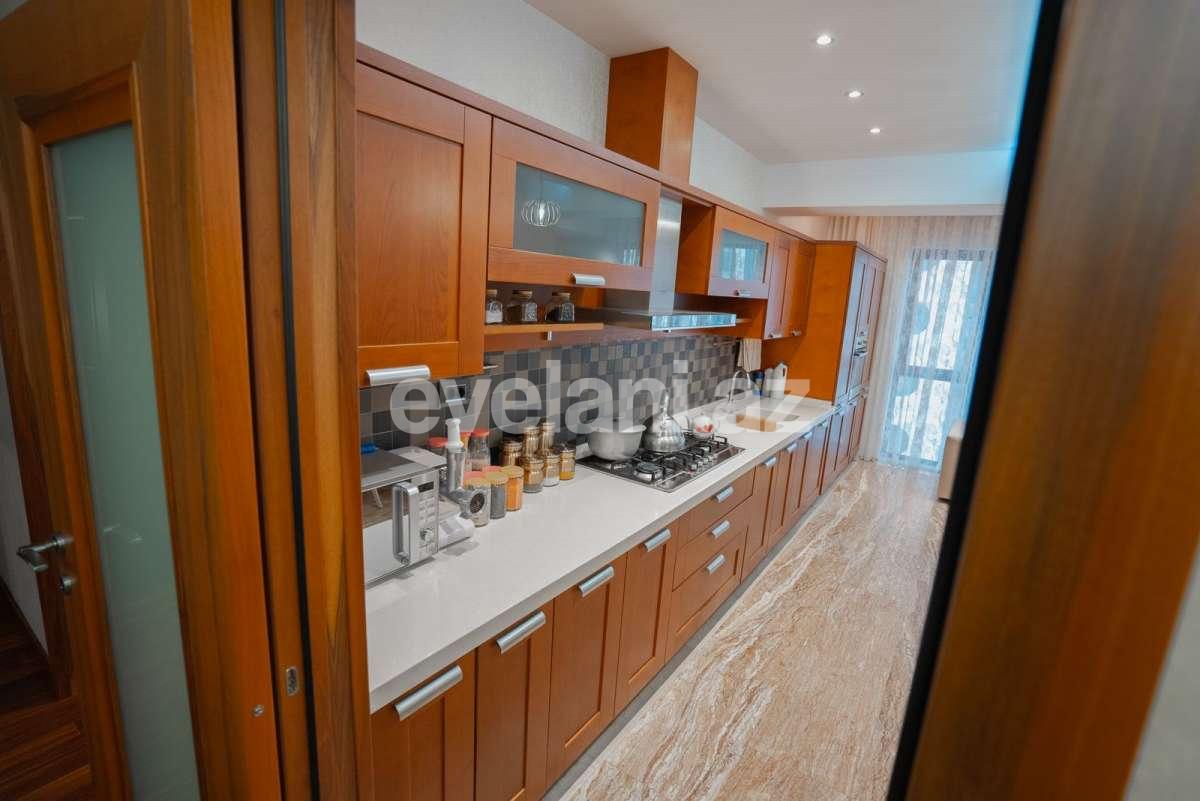 Satılır, yeni tikili, 4 otaqlı, 184 m², Bakı, Xətai r, Şah İsmayıl Xətai m.