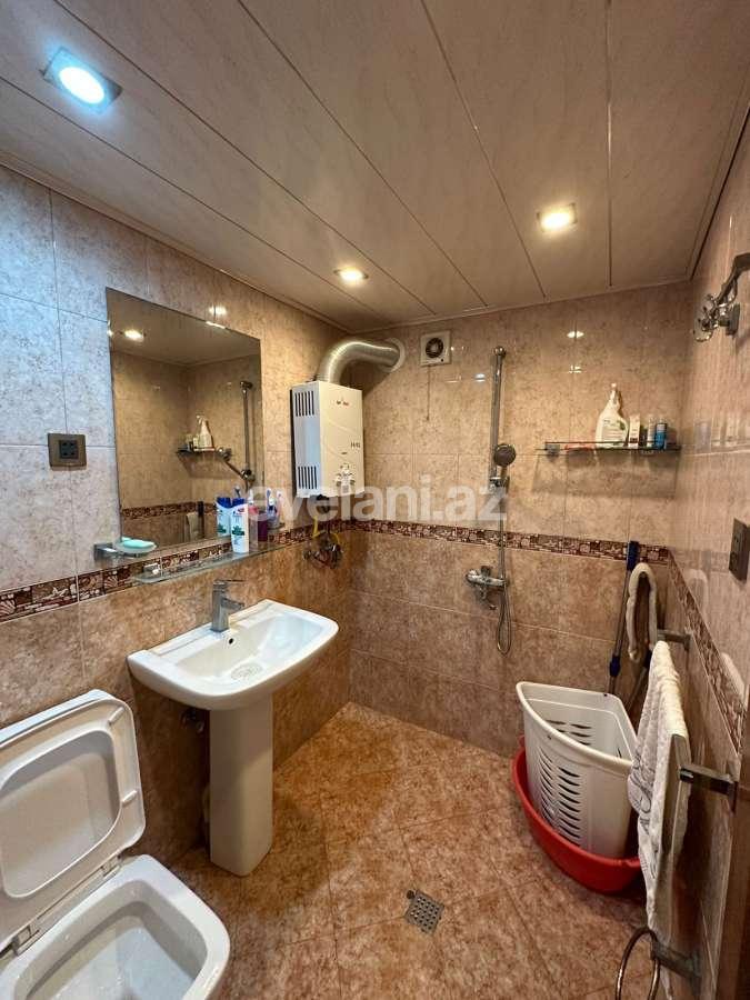 Satılır, köhnə tikili, 2 otaqlı, 50 m², Bakı, Nizami r, Xalqlar Dostluğu m.