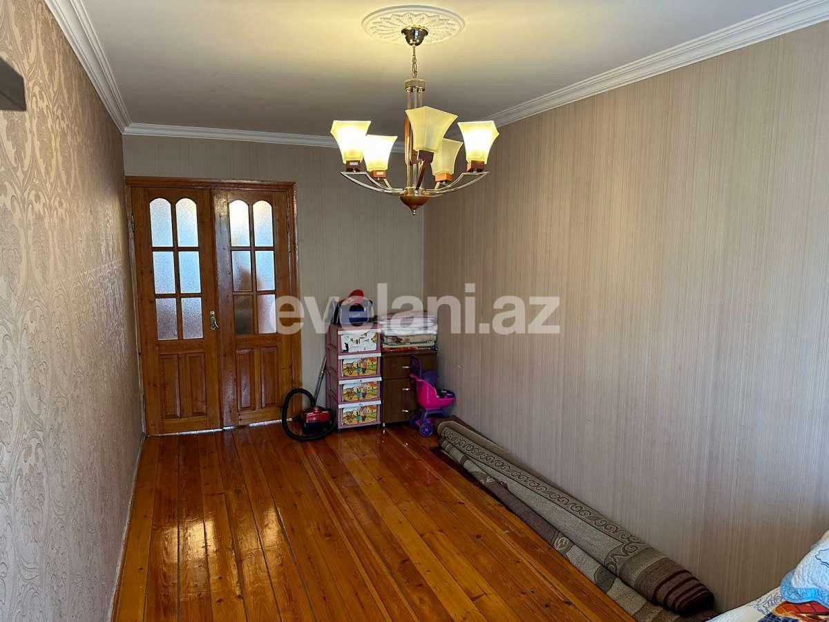 Satılır, köhnə tikili, 2 otaqlı, 50 m², Bakı, Nizami r, Xalqlar Dostluğu m.