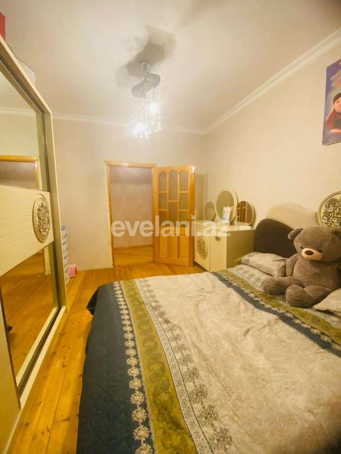 Satılır, köhnə tikili, 2 otaqlı, 60 m², Bakı, Binəqədi r, 9-cu mikrorayon q, Memar Əcəmi m.