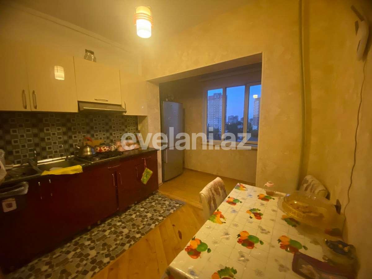 Satılır, köhnə tikili, 2 otaqlı, 60 m², Bakı, Binəqədi r, 9-cu mikrorayon q, Memar Əcəmi m.