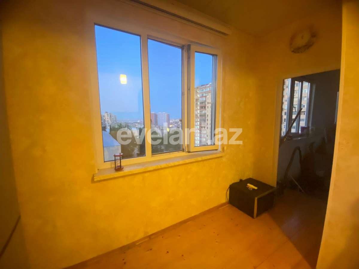 Satılır, köhnə tikili, 2 otaqlı, 60 m², Bakı, Binəqədi r, 9-cu mikrorayon q, Memar Əcəmi m.