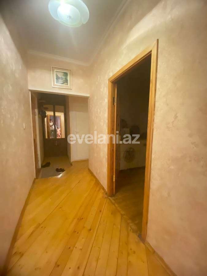 Satılır, köhnə tikili, 2 otaqlı, 60 m², Bakı, Binəqədi r, 9-cu mikrorayon q, Memar Əcəmi m.