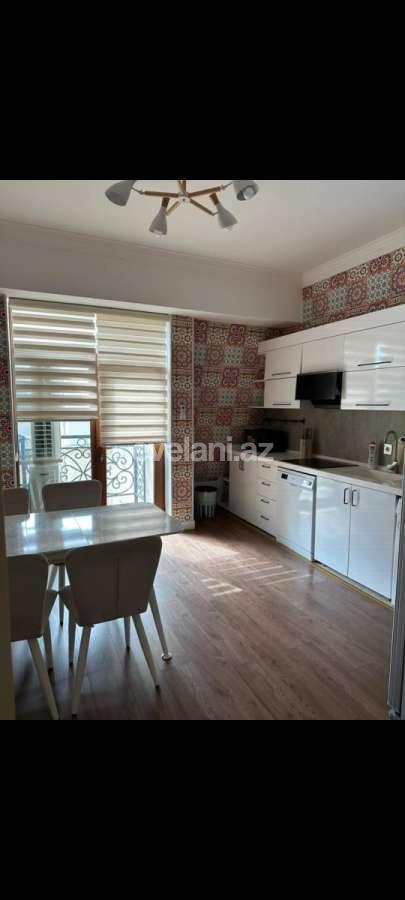 Kirayə verilir, yeni tikili, 4 otaqlı, 142 m², Bakı, Xətai r, Ağ şəhər q.