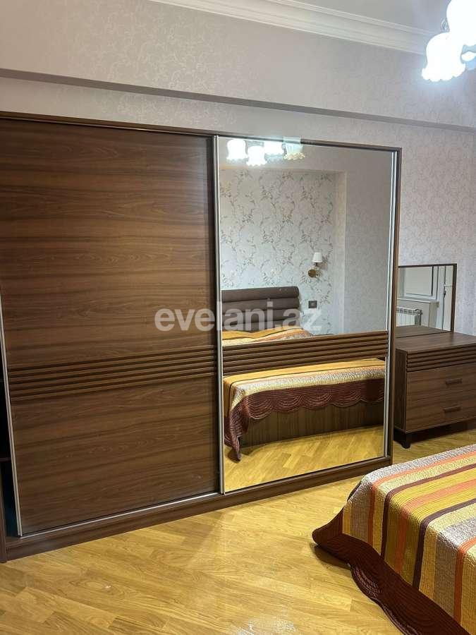 Rent, new building, 3 room, 130 m², Baku, Nasimi r.