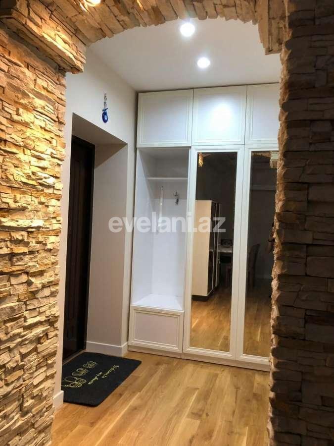Kirayə verilir, köhnə tikili, 3 otaqlı, 110 m², Bakı, Səbail r, İçəri Şəhər m.