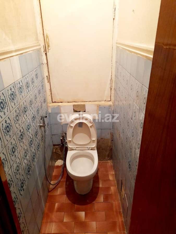 Sale, old building, 3 room, 70 m², Baku, Binagadi r, 7-th microdistrict d, Darnagul m.