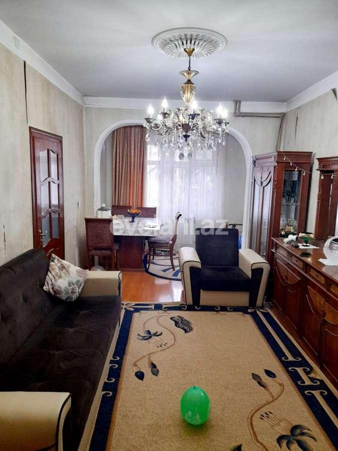 Sale, old building, 3 room, 70 m², Baku, Binagadi r, 7-th microdistrict d, Darnagul m.