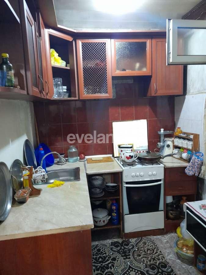 Sale, old building, 3 room, 70 m², Baku, Binagadi r, 7-th microdistrict d, Darnagul m.
