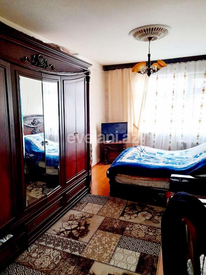 Sale, old building, 3 room, 70 m², Baku, Binagadi r, 7-th microdistrict d, Darnagul m.