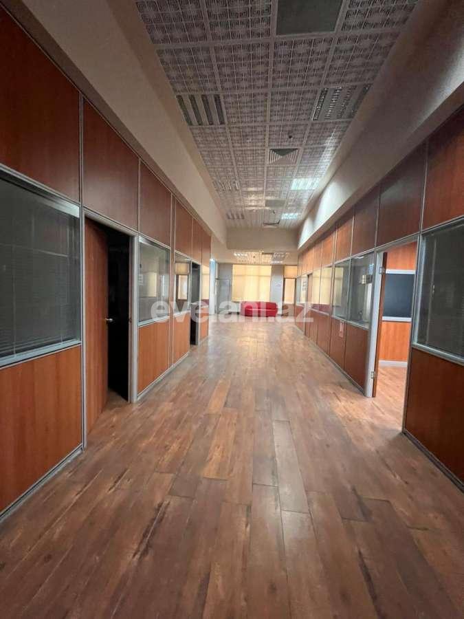 Kirayə verilir, ofis, 18 otaqlı, 1560 m², Bakı, Nərimanov r, Nəriman Nərimanov m.