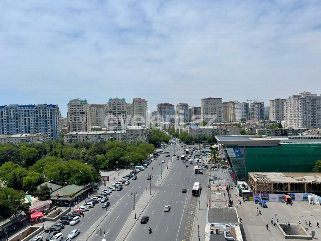 Satılır, yeni tikili, 3 otaqlı, 129 m², Bakı, Nərimanov r.