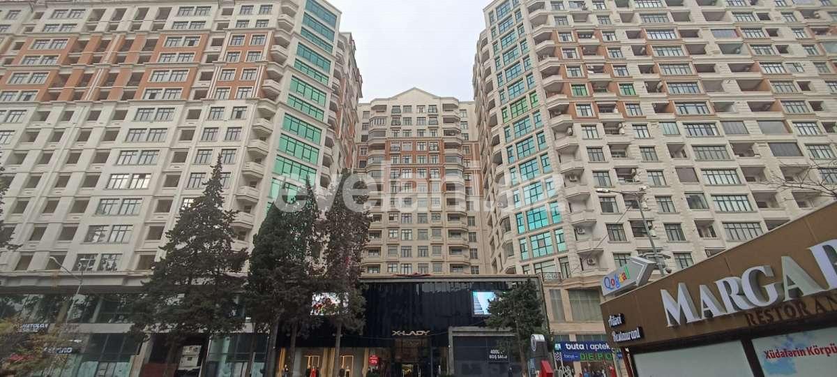 Satılır, yeni tikili, 3 otaqlı, 129 m², Bakı, Nərimanov r.