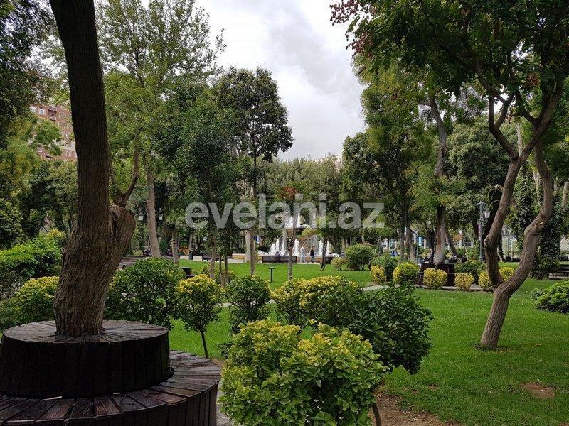 Satılır, yeni tikili, 4 otaqlı, 202 m², Bakı, Nəsimi r, 28 may m.