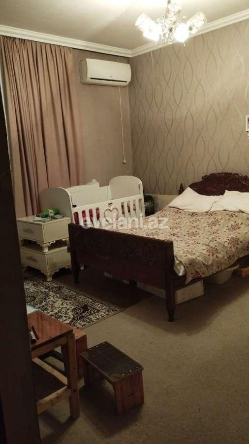 Satılır, həyət evi / bağ, 8 otaqlı, 270 m², Bakı, Səbail r, Badamdar q.