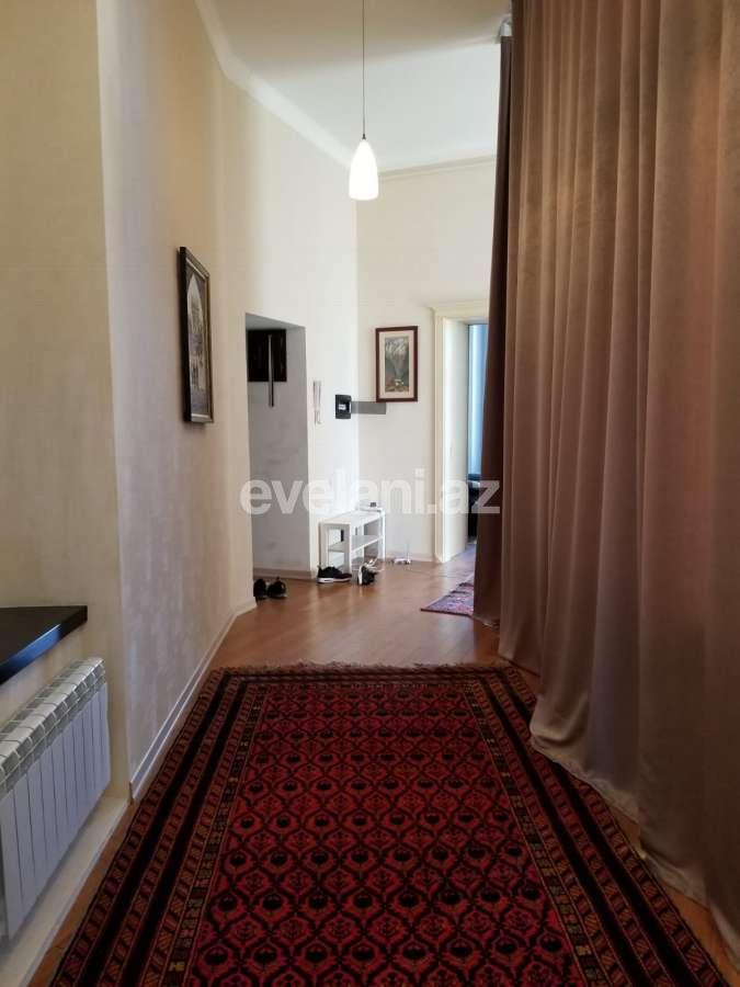 Kirayə verilir, köhnə tikili, 3 otaqlı, 100 m², Bakı, Səbail r, İçəri Şəhər m.