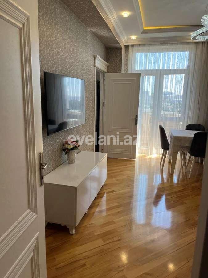 Satılır, yeni tikili, 2 otaqlı, 65 m², Bakı, Binəqədi r, 8-ci mikrorayon q, Azadlıq prospekti m.