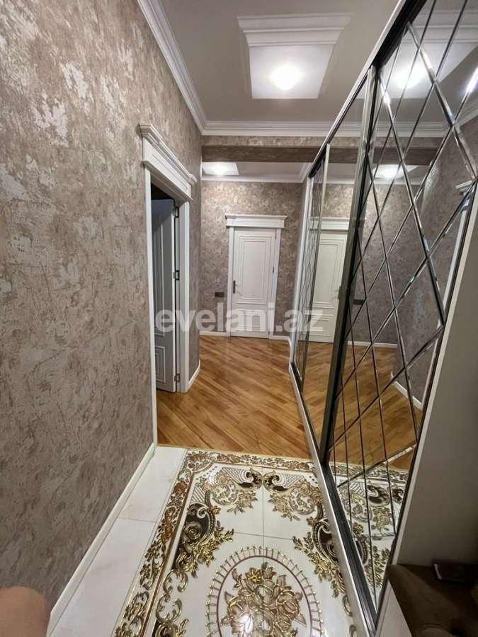 Satılır, yeni tikili, 2 otaqlı, 65 m², Bakı, Binəqədi r, 8-ci mikrorayon q, Azadlıq prospekti m.