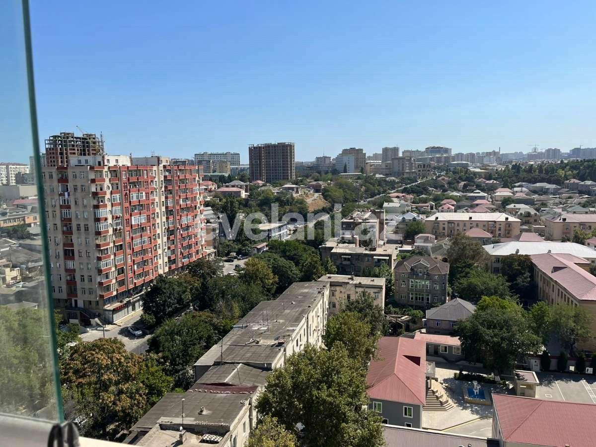 Satılır, yeni tikili, 2 otaqlı, 65 m², Bakı, Binəqədi r, 8-ci mikrorayon q, Azadlıq prospekti m.