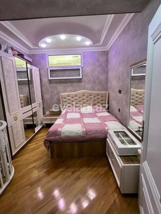 Satılır, yeni tikili, 2 otaqlı, 65 m², Bakı, Binəqədi r, 8-ci mikrorayon q, Azadlıq prospekti m.
