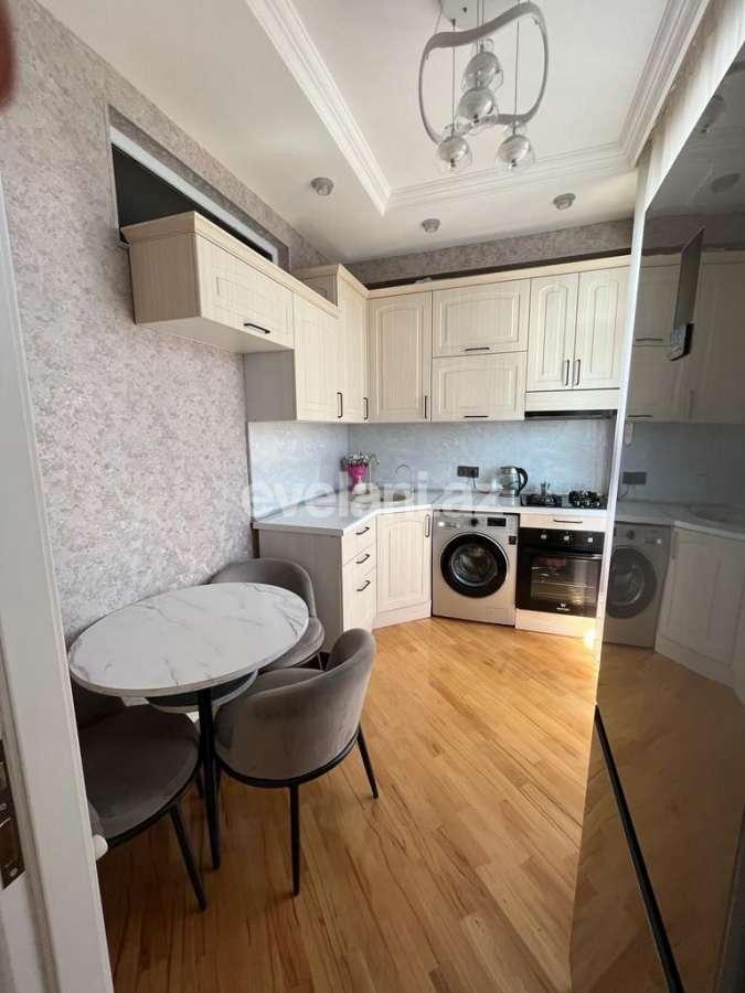 Satılır, yeni tikili, 2 otaqlı, 65 m², Bakı, Binəqədi r, 8-ci mikrorayon q, Azadlıq prospekti m.