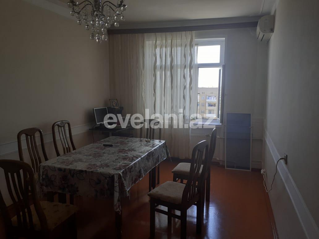 Satılır, köhnə tikili, 3 otaqlı, 70 m², Bakı, Suraxanı r, Qaraçuxur q, Neftçilər m.