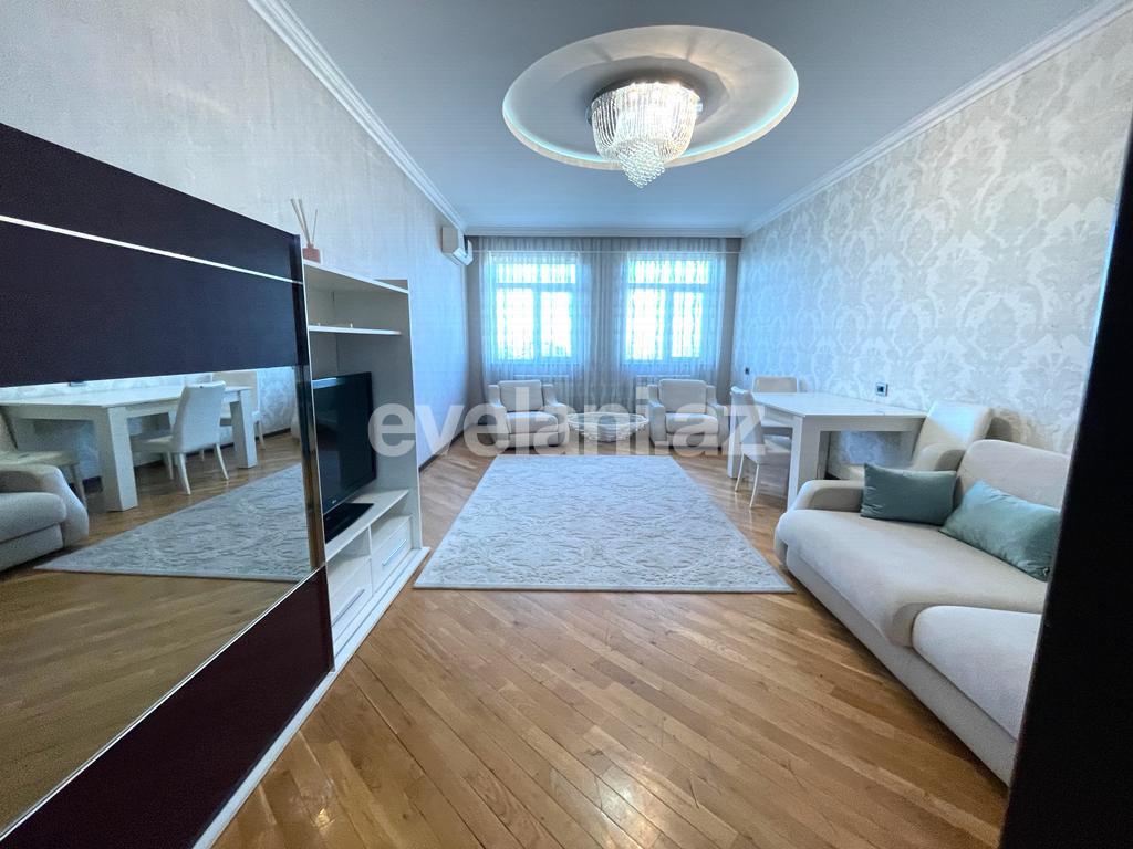 Satılır, yeni tikili, 4 otaqlı, 102 m², Bakı, Nizami r, Qara Qarayev m.