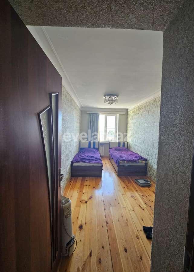 Satılır, köhnə tikili, 3 otaqlı, 68 m², Bakı, Qaradağ r.